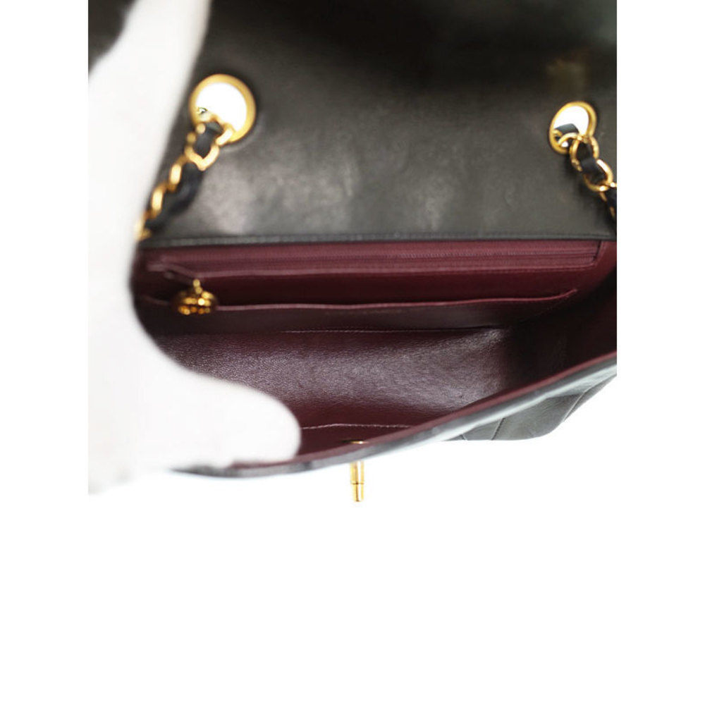Chanel Diana Matelasse Chain Shoulder Bag Black - Picture 3 of 9